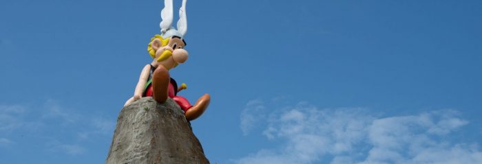 astérix sur son rocher entrée du parc