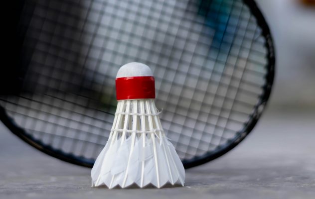 Volant de badminton en gros plan.