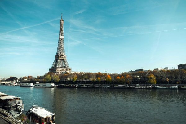 Ville de Paris vue de la Seine