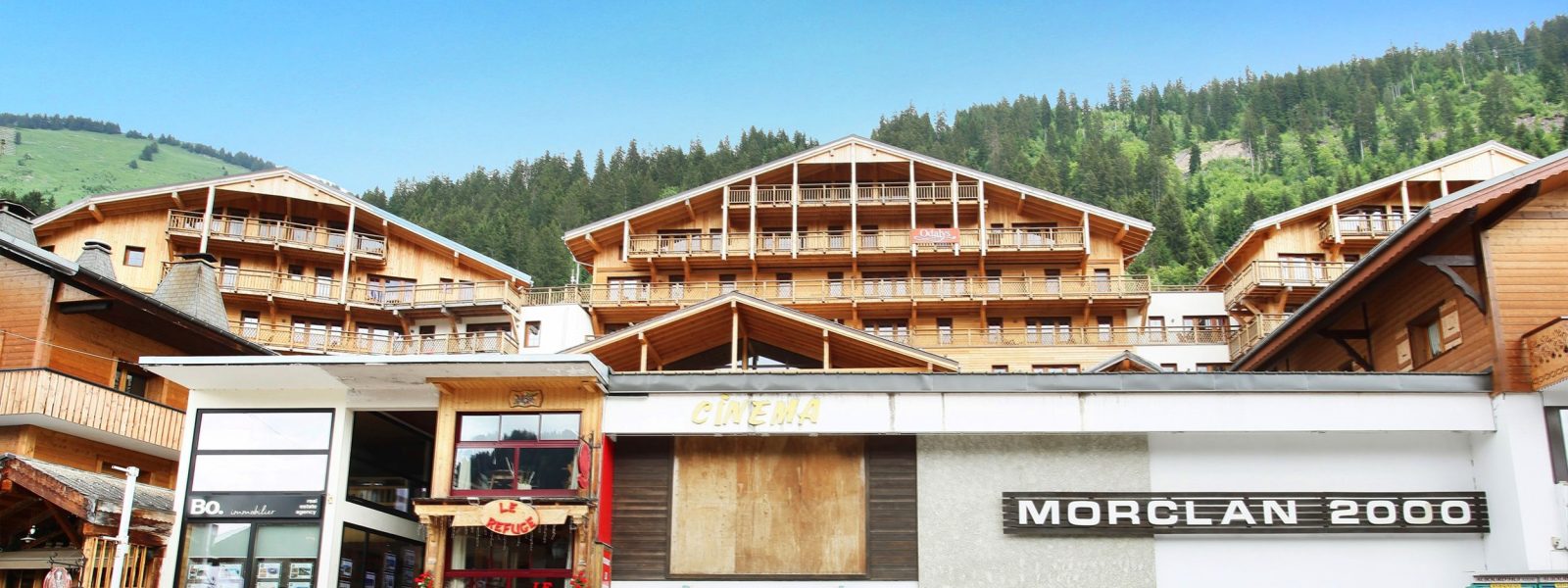 Location-chatel-residence-prestige-les-fermes-de-chatel